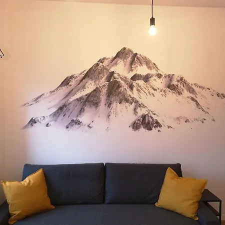 Apartament W Cieniu Gor